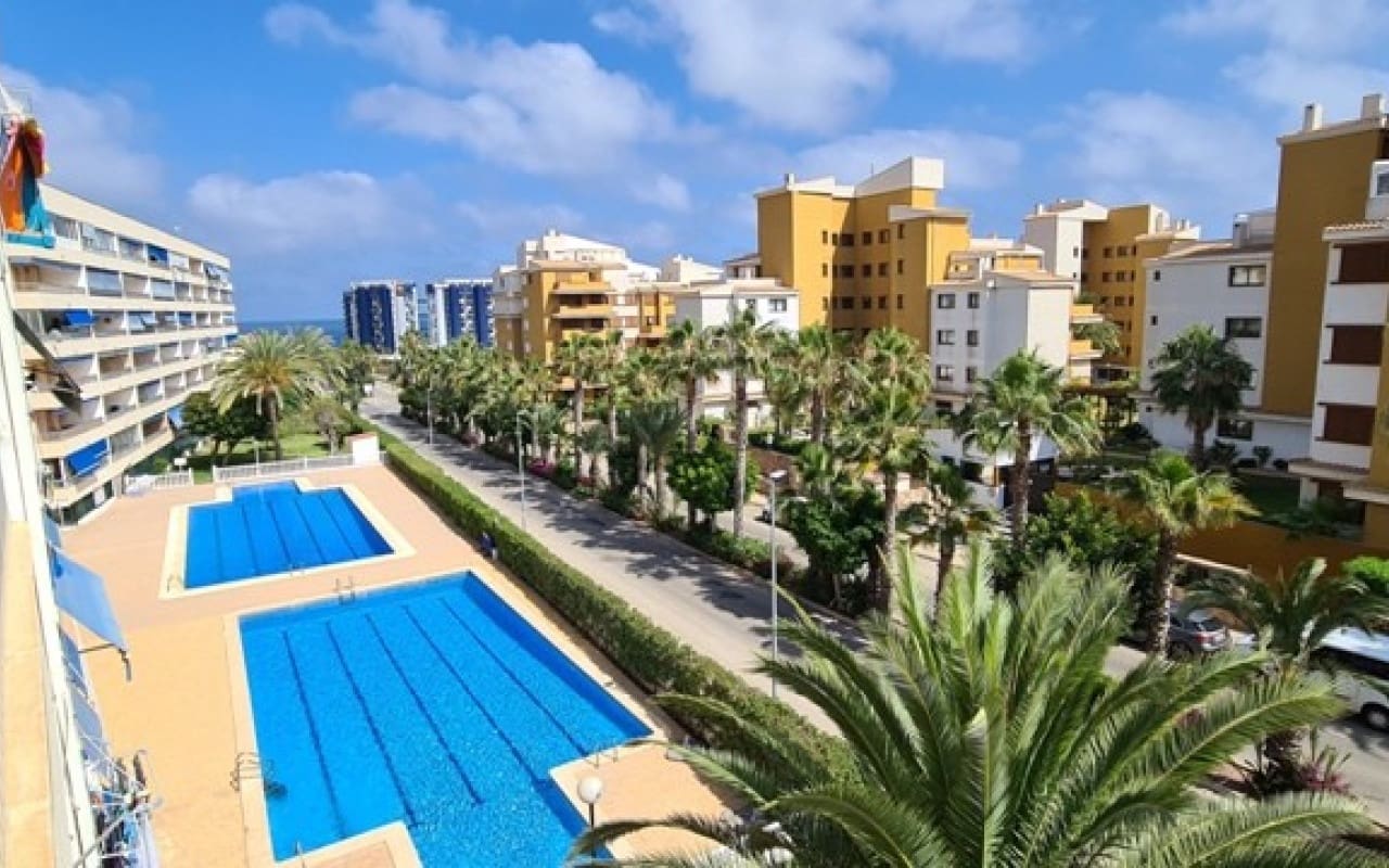 1 Zimmer Apartment zu verkaufen in Orihuela Costa mit Pool - 128.500 € (Ref: 9565630)