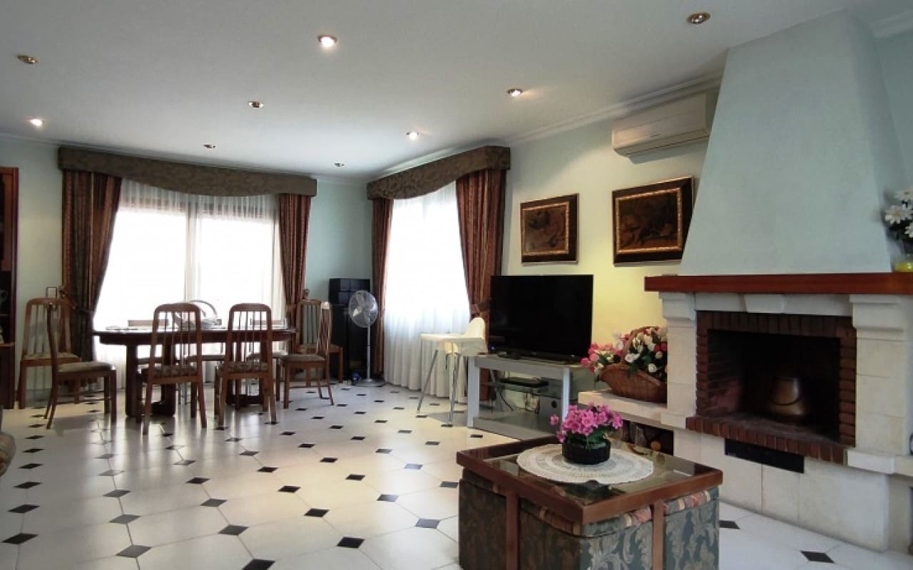 6 slaapkamer Villa te koop in Muro de Alcoy met zwembad - € 350.000 (Ref: 9569431)