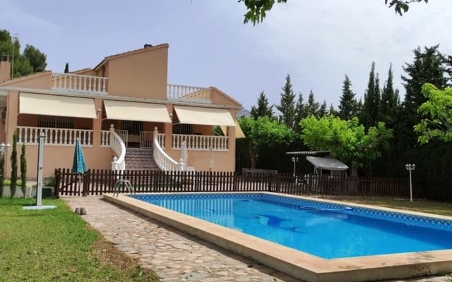 6 bedroom Villa for sale in Muro de Alcoy with pool - € 350,000 (Ref: 9569431)