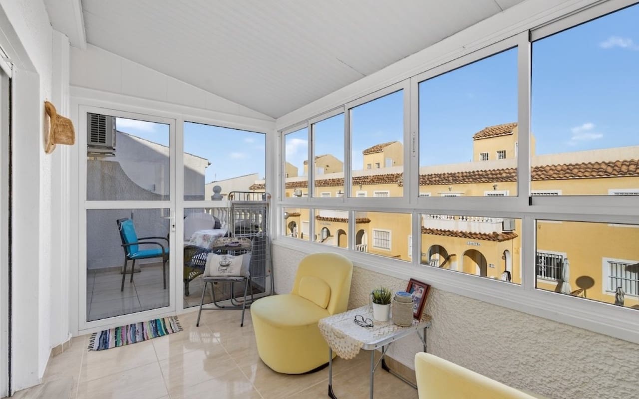 Apartamento de 3 habitaciones en Gran Alacant en venta con piscina - 199.000 € (Ref: 9569442)