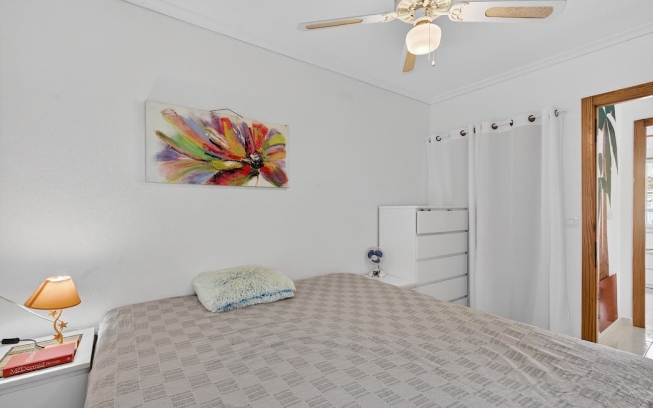 Apartamento de 3 habitaciones en Gran Alacant en venta con piscina - 199.000 € (Ref: 9569442)