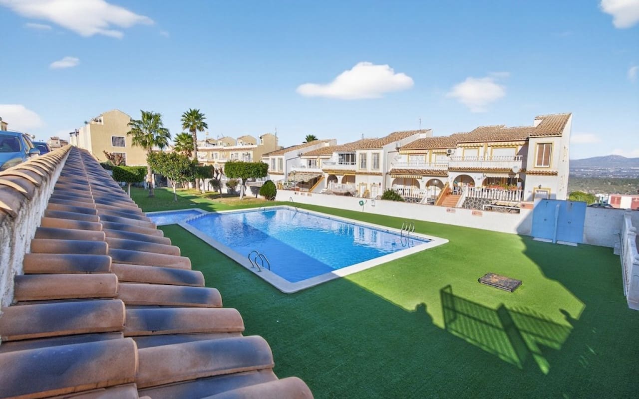 Apartamento de 3 habitaciones en Gran Alacant en venta con piscina - 199.000 € (Ref: 9569442)