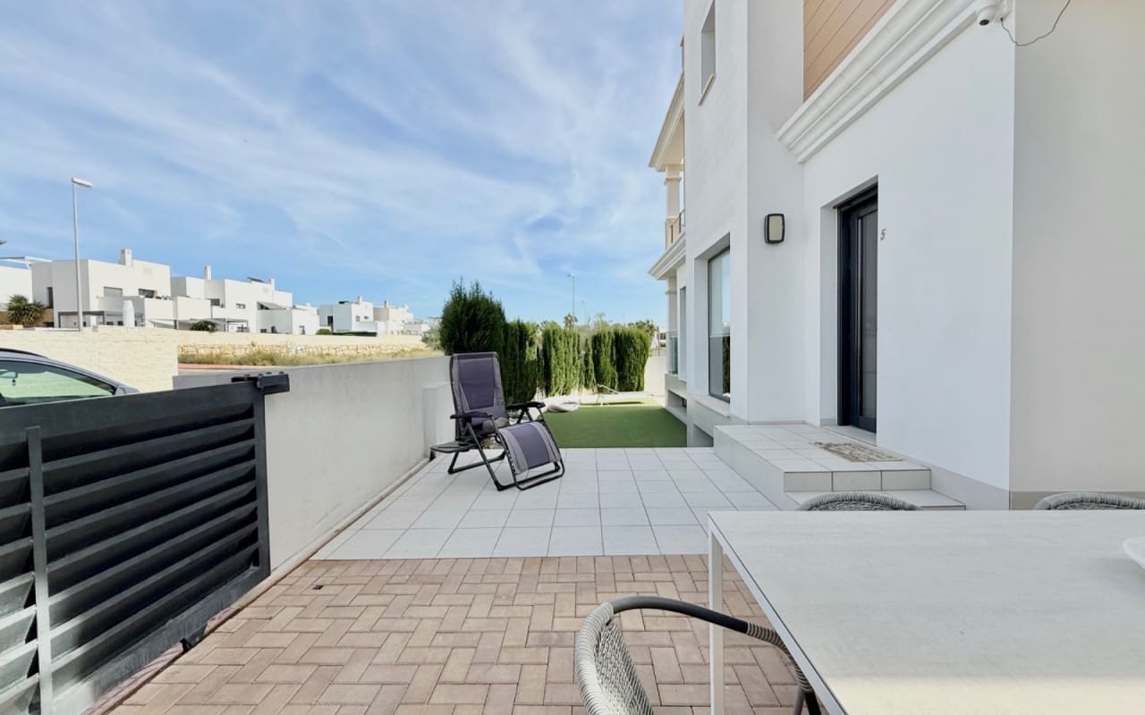 3 quarto Casa em Banda para venda em Ciudad Quesada com piscina - 340 000 € (Ref: 9572118)