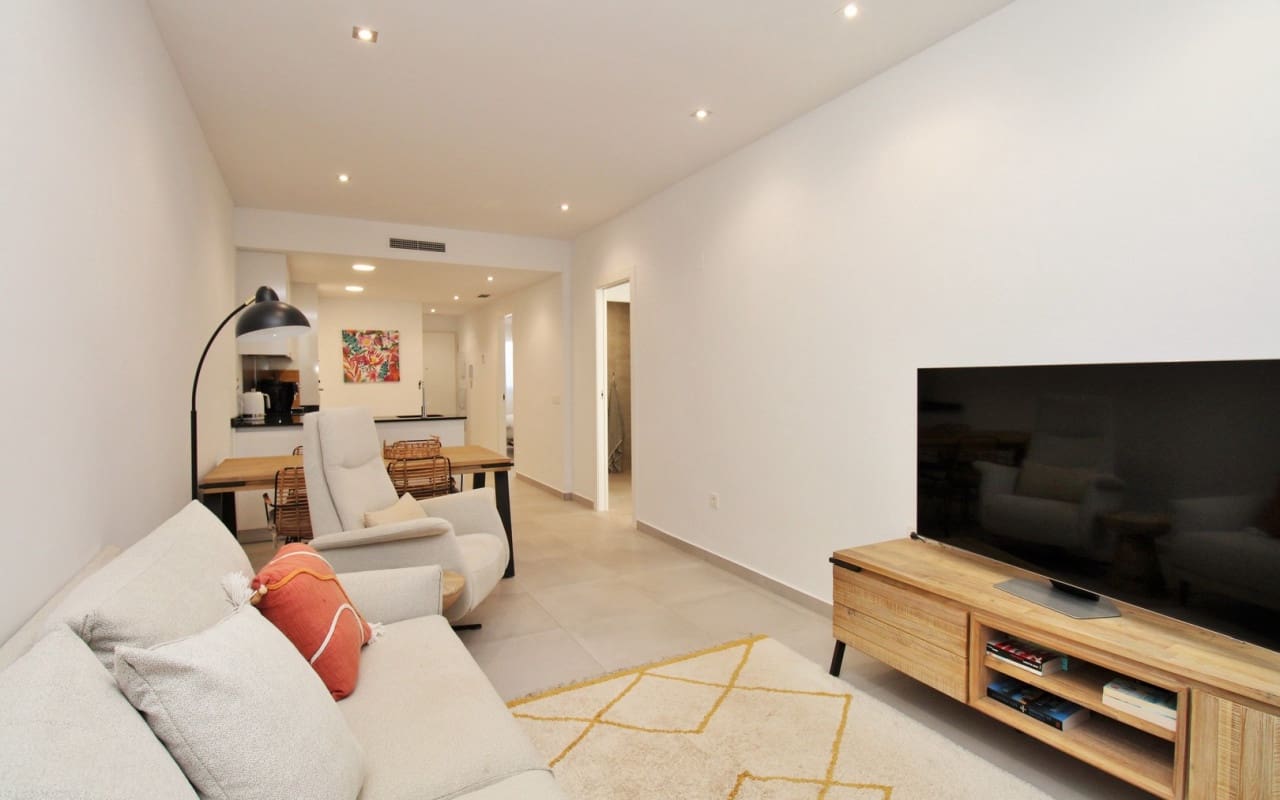 2 bedroom Townhouse for sale in Pilar de la Horadada with pool - € 299,995 (Ref: 9572120)