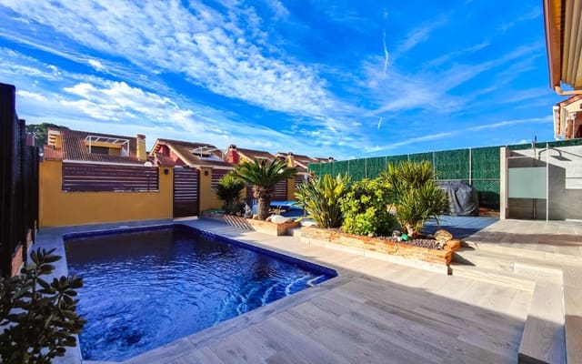 3 sypialnia Willa na sprzedaż w El Raso, Guardamar del Segura z basenem - 365 000 € (Ref: 9572121)