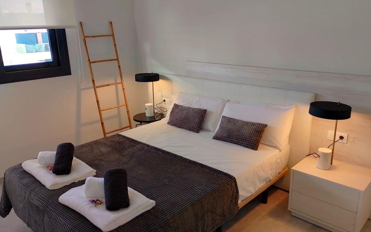 2 bedroom Apartment for sale in Orihuela with pool - € 269,000 (Ref: 9572127)