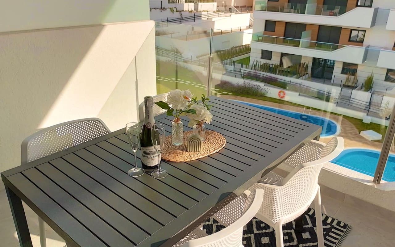 2 bedroom Apartment for sale in Orihuela with pool - € 269,000 (Ref: 9572127)