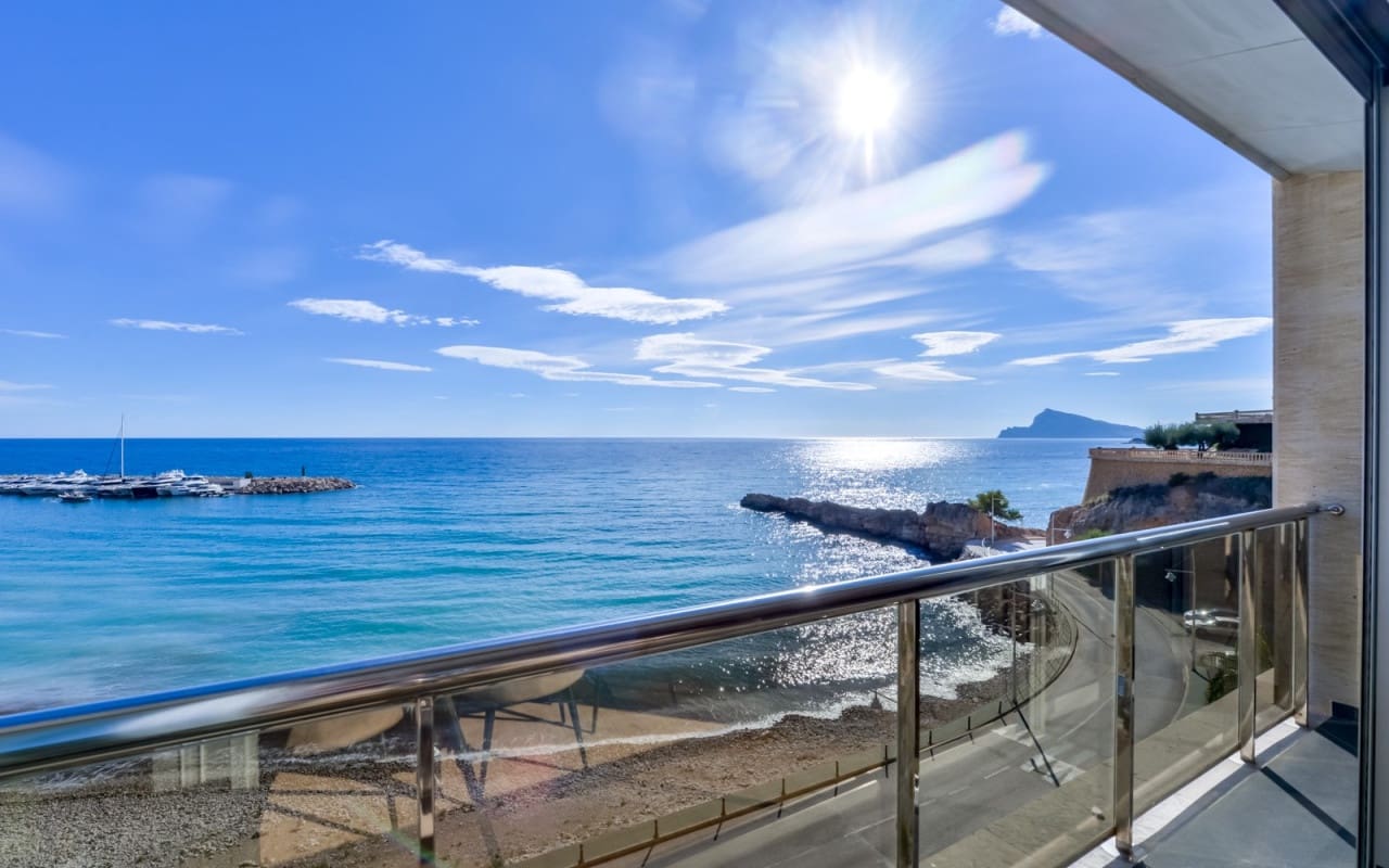 4 soveværelse Strandlejlighed til salg i Altea med swimmingpool - € 680.000 (Ref: 9572129)