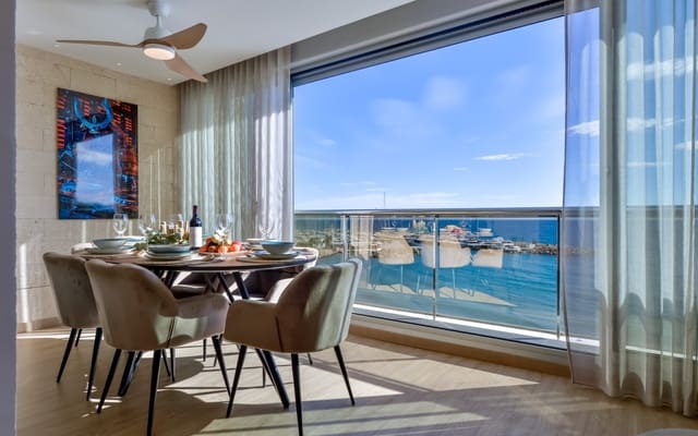 4 soveværelse Strandlejlighed til salg i Altea med swimmingpool - € 680.000 (Ref: 9572129)