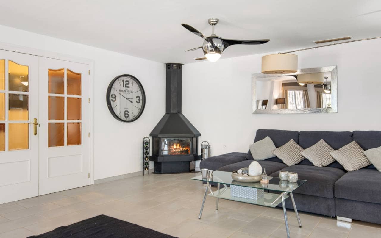 4 sypialnia Finka/Dom wiejski na sprzedaż w Catral z basenem - 565 000 € (Ref: 9572130)