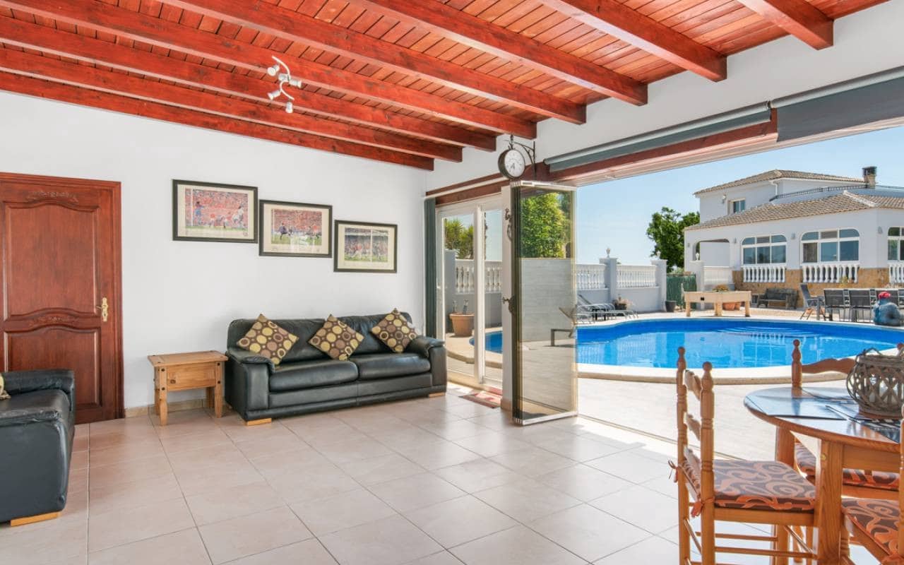 4 sypialnia Finka/Dom wiejski na sprzedaż w Catral z basenem - 565 000 € (Ref: 9572130)