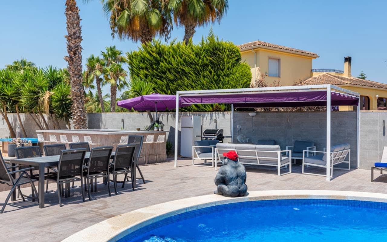 4 sypialnia Finka/Dom wiejski na sprzedaż w Catral z basenem - 565 000 € (Ref: 9572130)