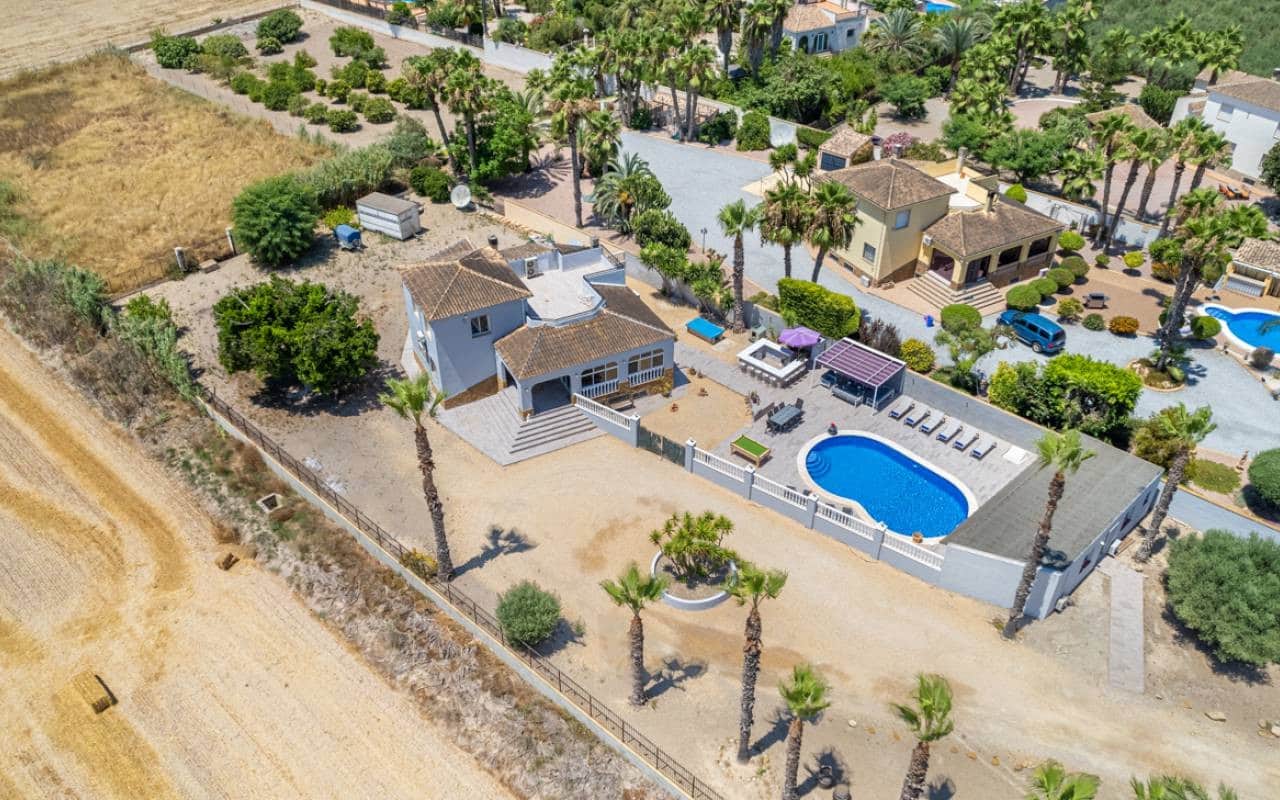 4 sypialnia Finka/Dom wiejski na sprzedaż w Catral z basenem - 565 000 € (Ref: 9572130)