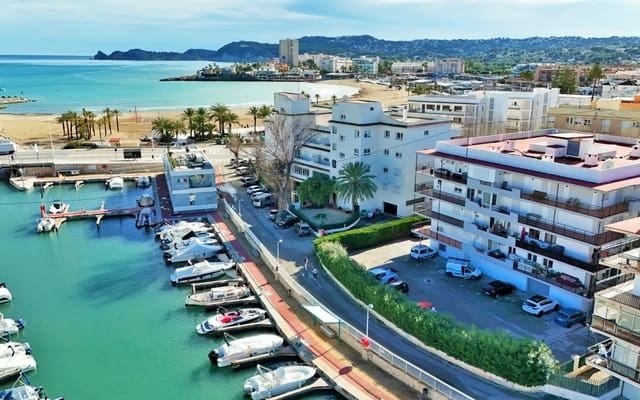 3 soveværelse Strandlejlighed til salg i Centro ciudad, Javea / Xàbia med swimmingpool - € 379.000 (Ref: 9572131)