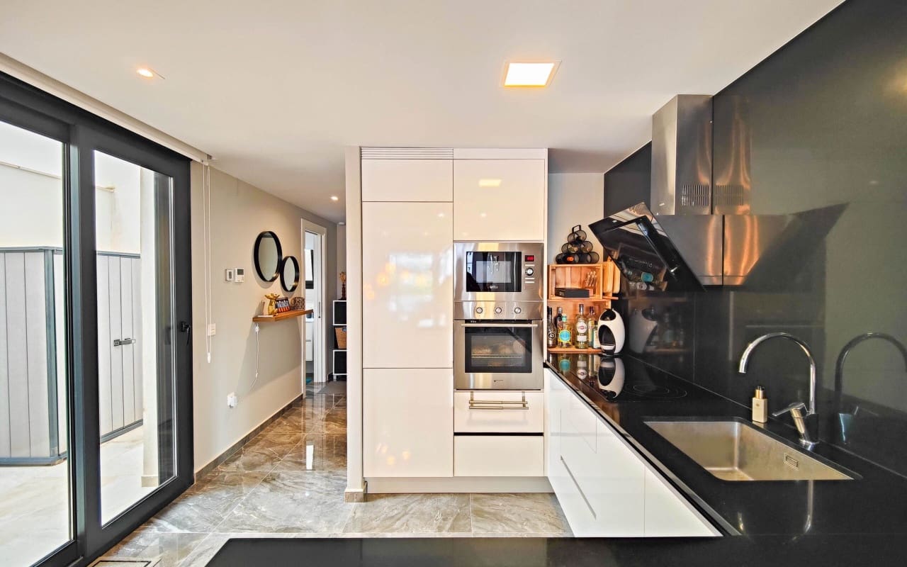 Apartamento de 2 habitaciones en Los Altos en venta con piscina - 269.000 € (Ref: 9572132)