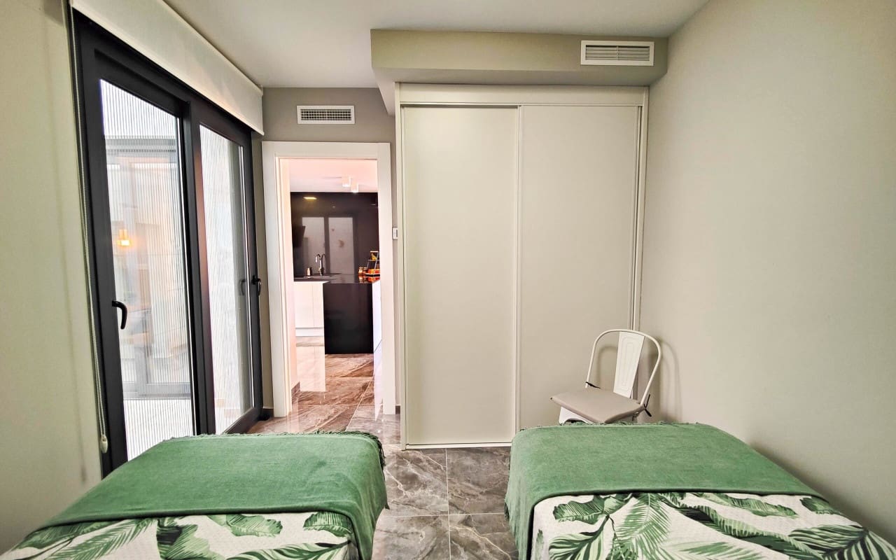 Apartamento de 2 habitaciones en Los Altos en venta con piscina - 269.000 € (Ref: 9572132)