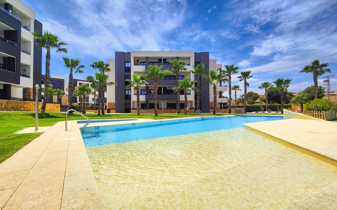 Apartamento de 2 habitaciones en Los Altos en venta con piscina - 269.000 € (Ref: 9572132)