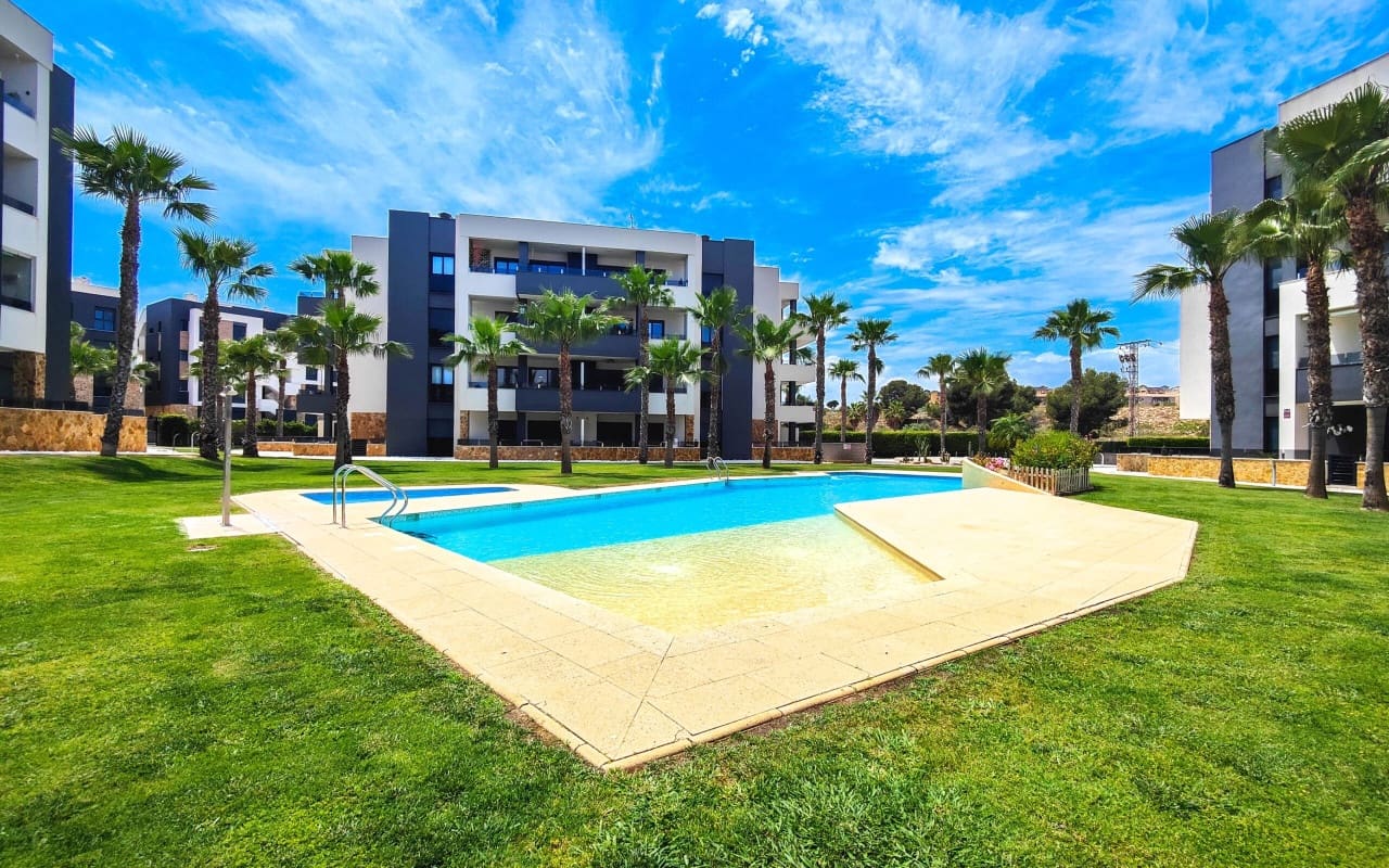 Apartamento de 2 habitaciones en Los Altos en venta con piscina - 269.000 € (Ref: 9572132)