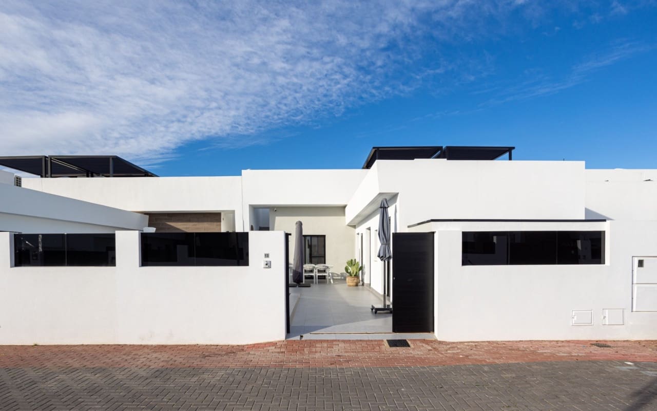 3 bedroom Villa for sale in Torre-Pacheco with pool - € 342,000 (Ref: 9580067)