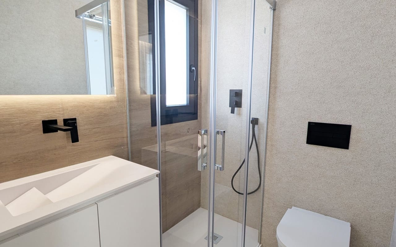 2 slaapkamer Strandappartement te koop in Denia met zwembad - € 379.000 (Ref: 9583161)