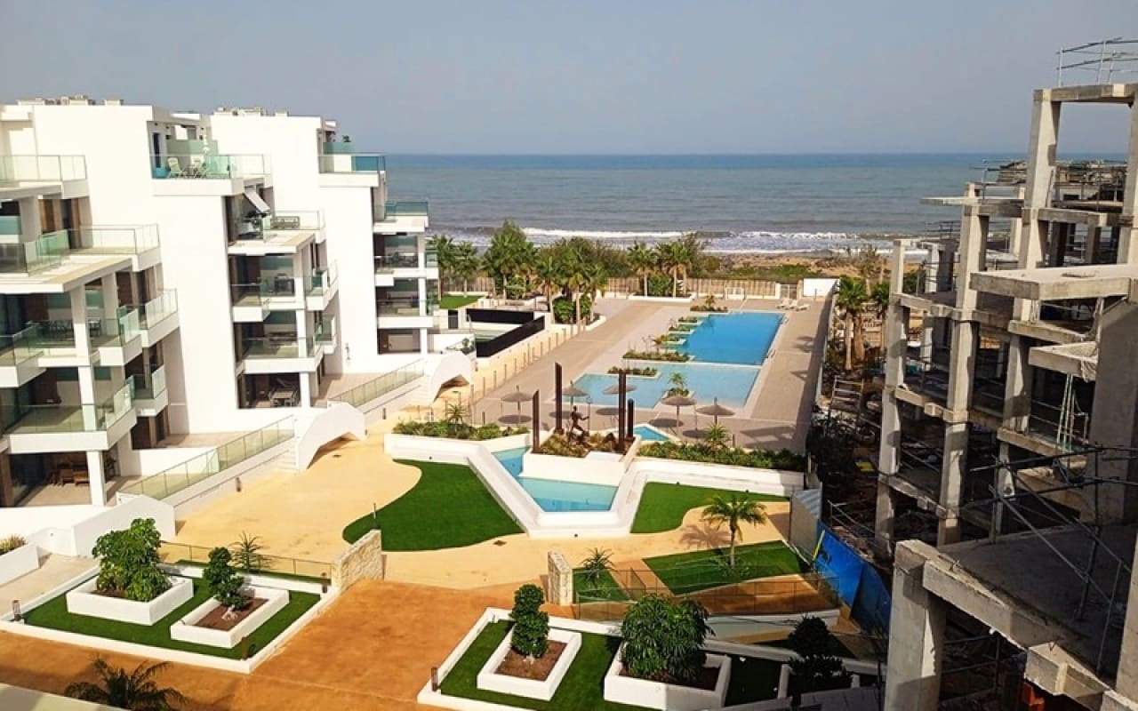 2 slaapkamer Strandappartement te koop in Denia met zwembad - € 379.000 (Ref: 9583161)