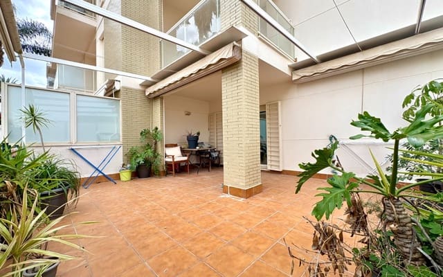 3 bedroom Apartment for sale in Dénia with pool - € 285,000 (Ref: 9596453)