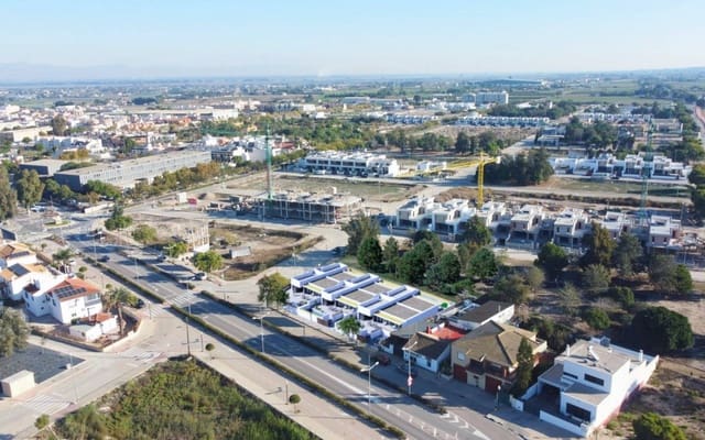 3 soveværelse Byhus til salg i Dolores - € 459.900 (Ref: 9596532)