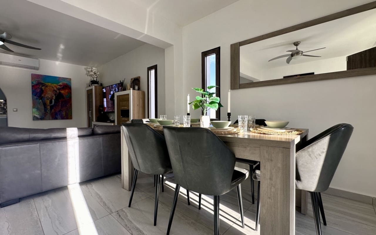 5 makuuhuone Huvila myytävänä paikassa Ciudad Quesada mukana uima-altaan - 498 000 € (Ref: 9602995)