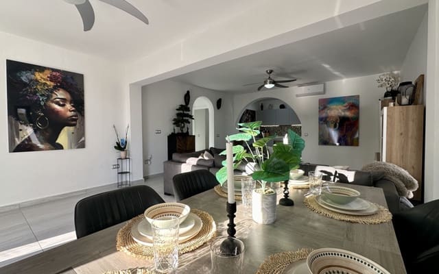 5 makuuhuone Huvila myytävänä paikassa Ciudad Quesada, Rojales mukana uima-altaan - 498 000 € (Ref: 9602995)