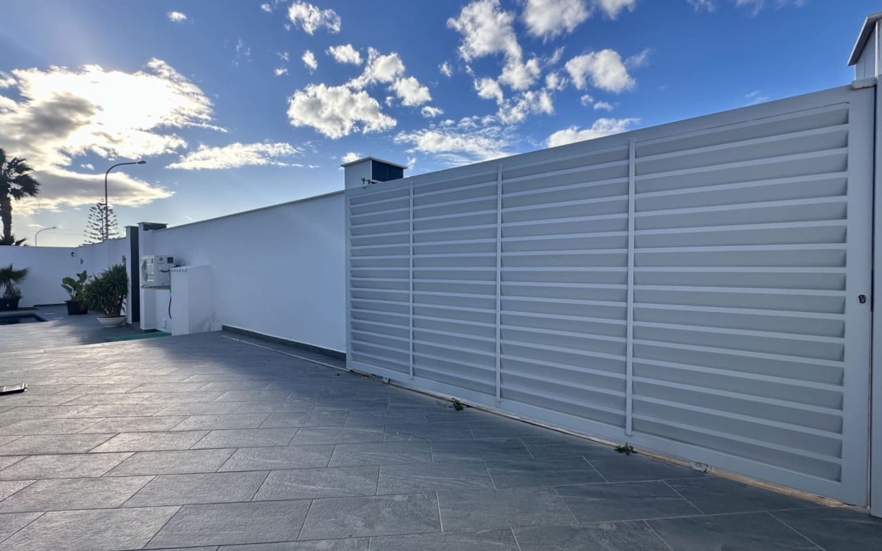 5 makuuhuone Huvila myytävänä paikassa Ciudad Quesada mukana uima-altaan - 498 000 € (Ref: 9602995)