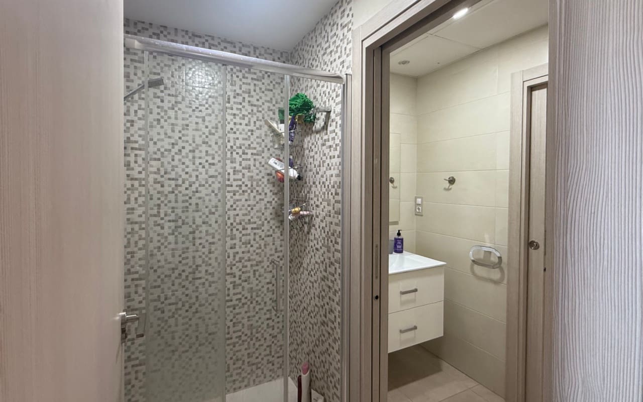 2 bedroom Apartment for sale in Cabo Roig with pool - € 229,000 (Ref: 9602997)