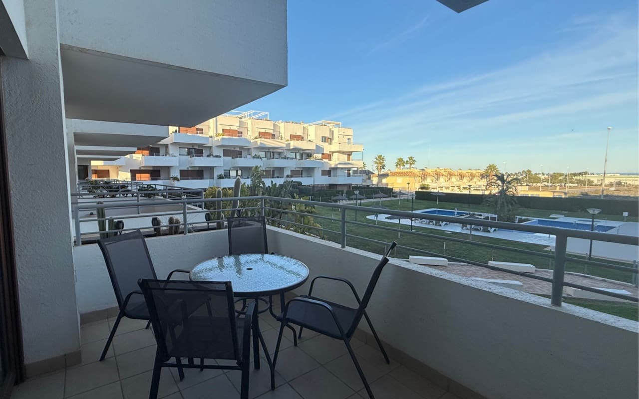 2 bedroom Apartment for sale in Cabo Roig with pool - € 229,000 (Ref: 9602997)