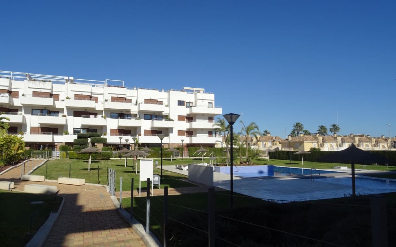 2 bedroom Apartment for sale in Cabo Roig with pool - € 229,000 (Ref: 9602997)
