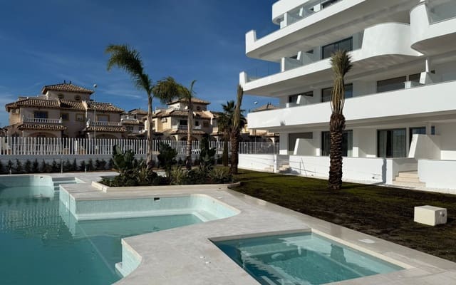 3 quarto Apartamento de Praia para venda em Cabo Roig, Orihuela com piscina - 369 000 € (Ref: 9602998)