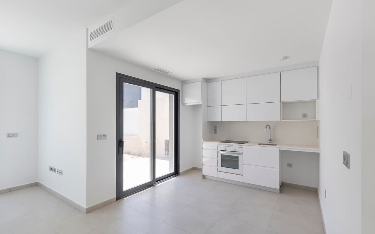 Chalet de 3 habitaciones en Orihuela Costa en venta con piscina - 319.000 € (Ref: 9606580)