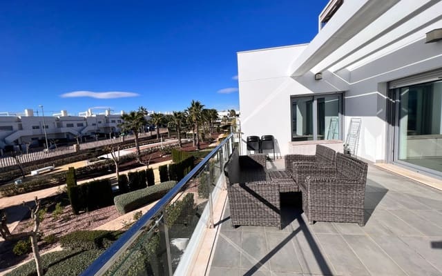 Apartamento de 2 habitaciones en Vistabella, Orihuela en venta con piscina - 235.000 € (Ref: 9606593)