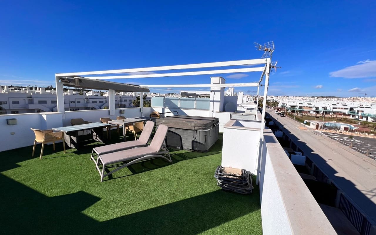 2 bedroom Apartment for sale in Vistabella with pool - € 235,000 (Ref: 9606593)