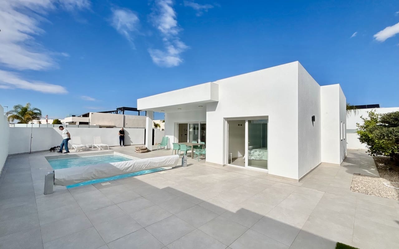 3 makuuhuone Huvila myytävänä paikassa Benijofar - 569 500 € (Ref: 9626314)