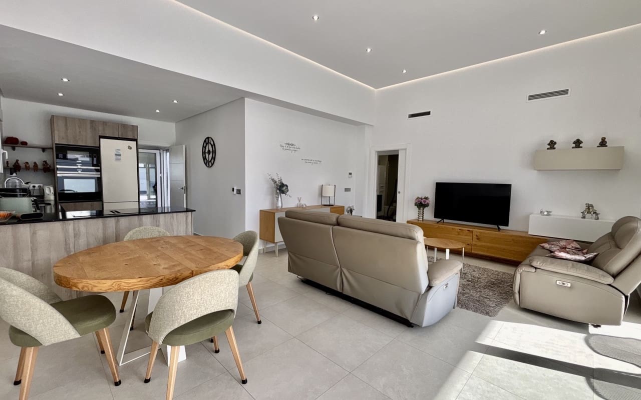 3 makuuhuone Huvila myytävänä paikassa Benijofar - 569 500 € (Ref: 9626314)