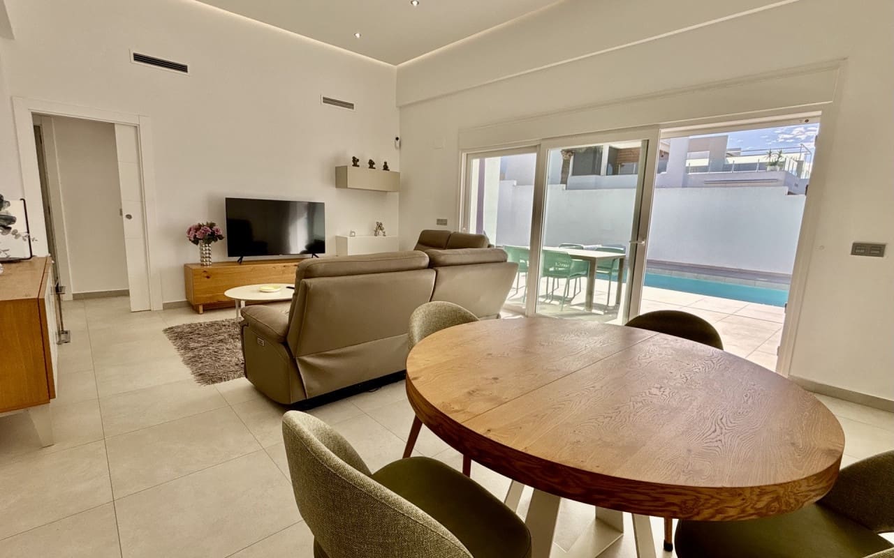 3 makuuhuone Huvila myytävänä paikassa Benijofar - 569 500 € (Ref: 9626314)