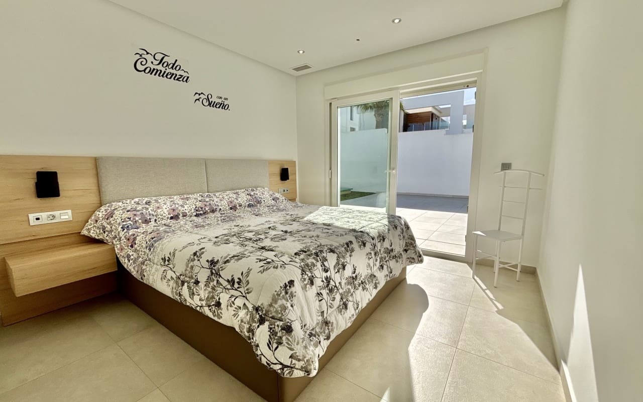 3 makuuhuone Huvila myytävänä paikassa Benijofar - 569 500 € (Ref: 9626314)