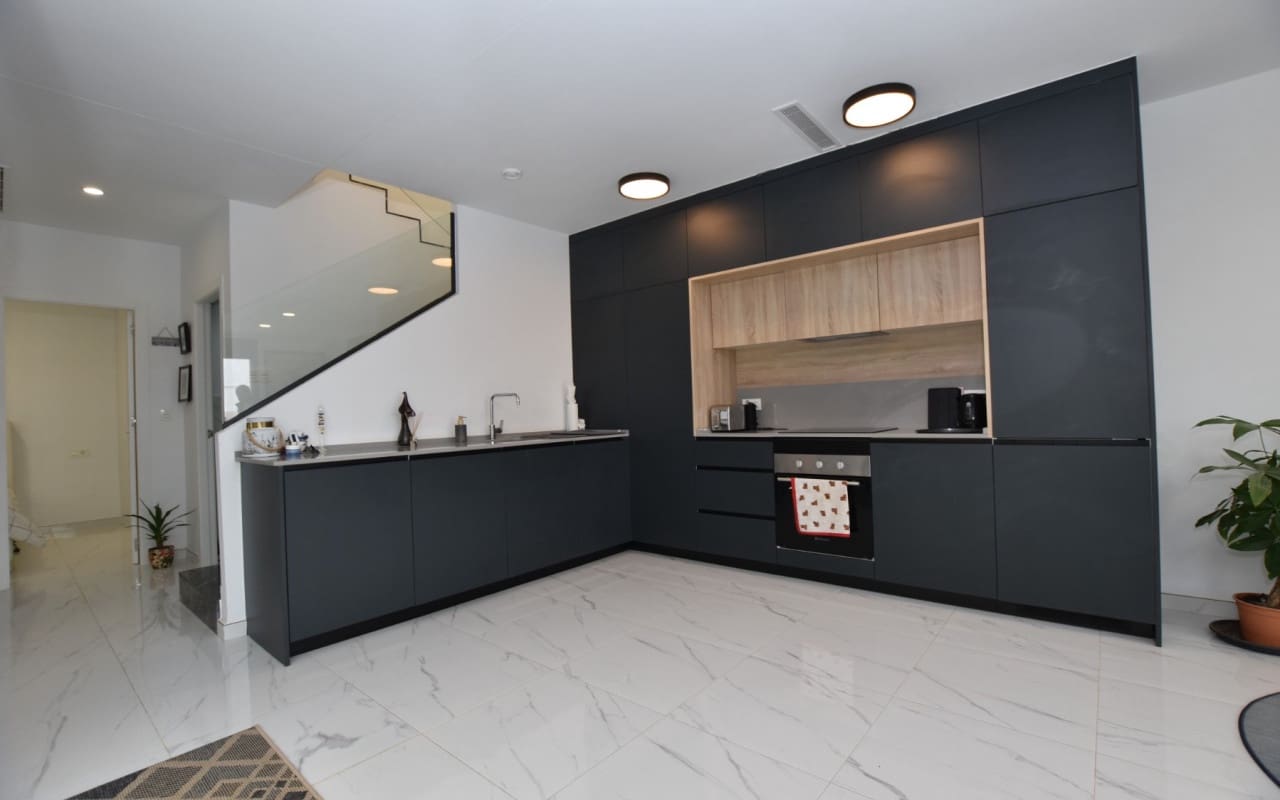 3 soverom Villa til salgs i Los Montesinos med svømmebasseng - € 387 500 (Ref: 9626326)