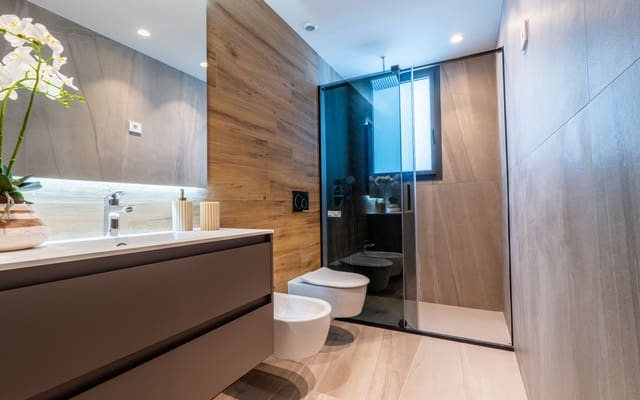 3 camera da letto Appartamento sulla Spiaggia in vendita in Zona Pueblo, Guardamar del Segura con piscina - 510.000 € (Rif: 9626336)