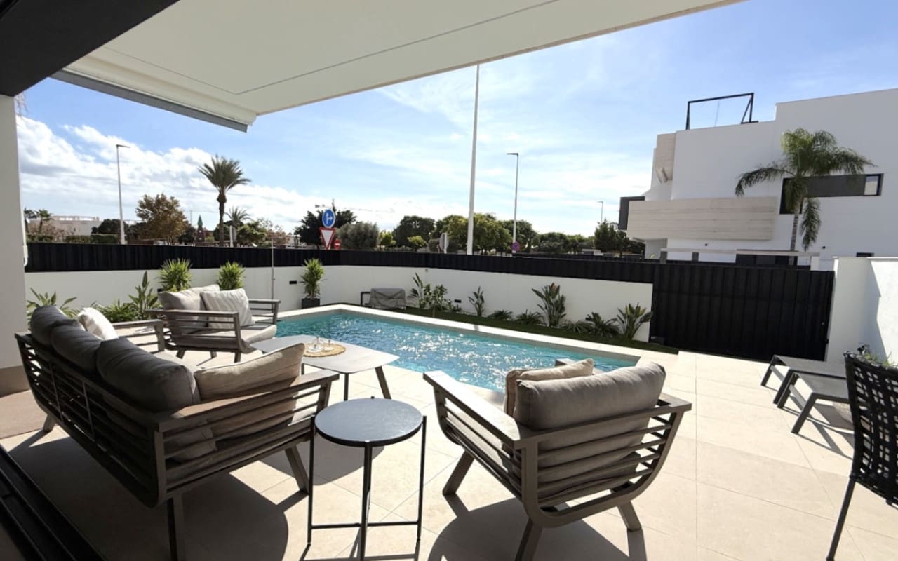 3 soveværelse Lejlighed til salg i Pilar de la Horadada med swimmingpool - € 449.000 (Ref: 9626339)