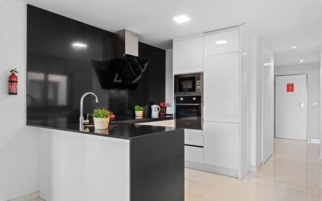 2 soveværelse Lejlighed til salg i Los Altos med swimmingpool - € 269.000 (Ref: 9626342)