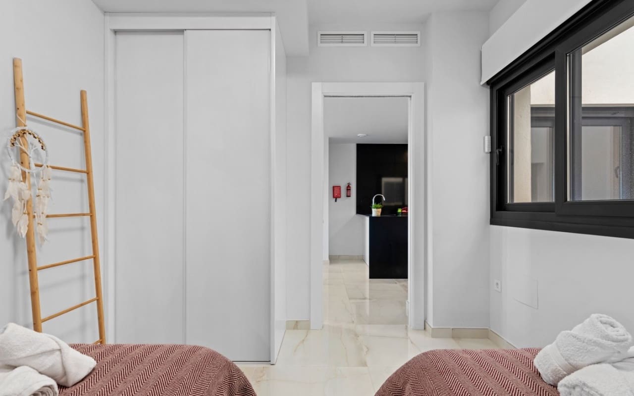 2 soveværelse Lejlighed til salg i Los Altos med swimmingpool - € 269.000 (Ref: 9626342)