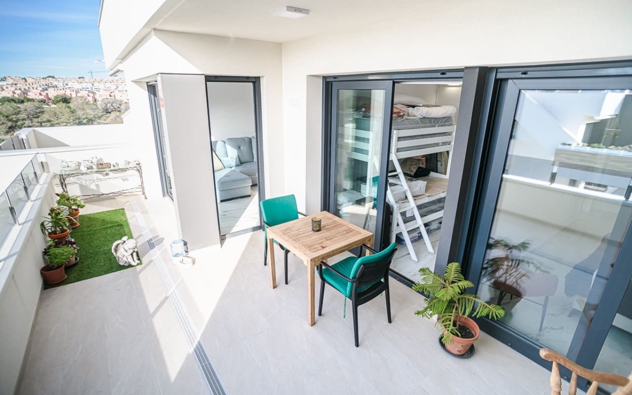 2 quarto Penthouse para venda em Orihuela Costa com piscina - 337 500 € (Ref: 9626344)