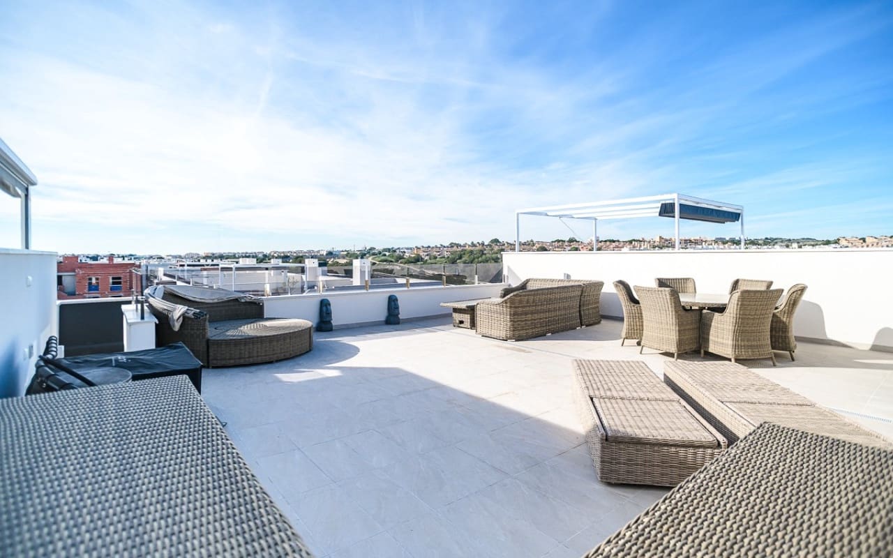 2 quarto Penthouse para venda em Orihuela Costa com piscina - 337 500 € (Ref: 9626344)