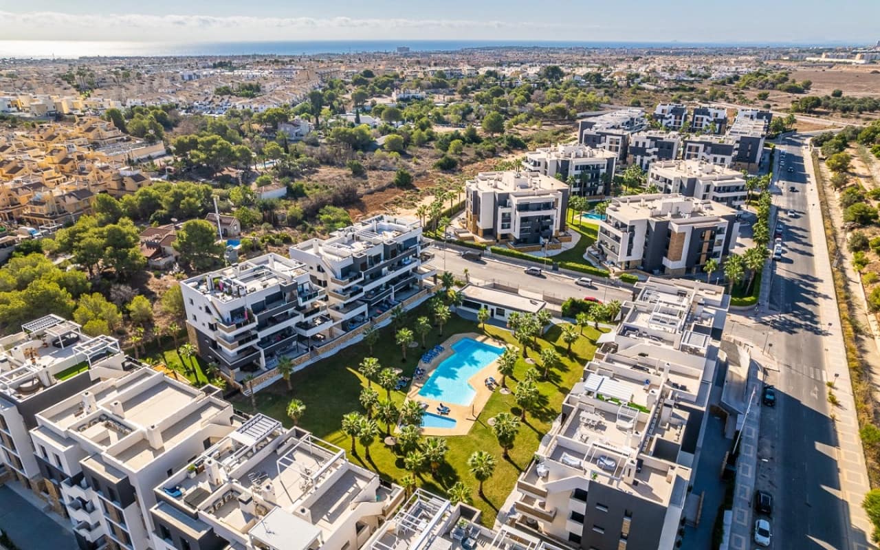 2 quarto Penthouse para venda em Orihuela Costa com piscina - 337 500 € (Ref: 9626344)