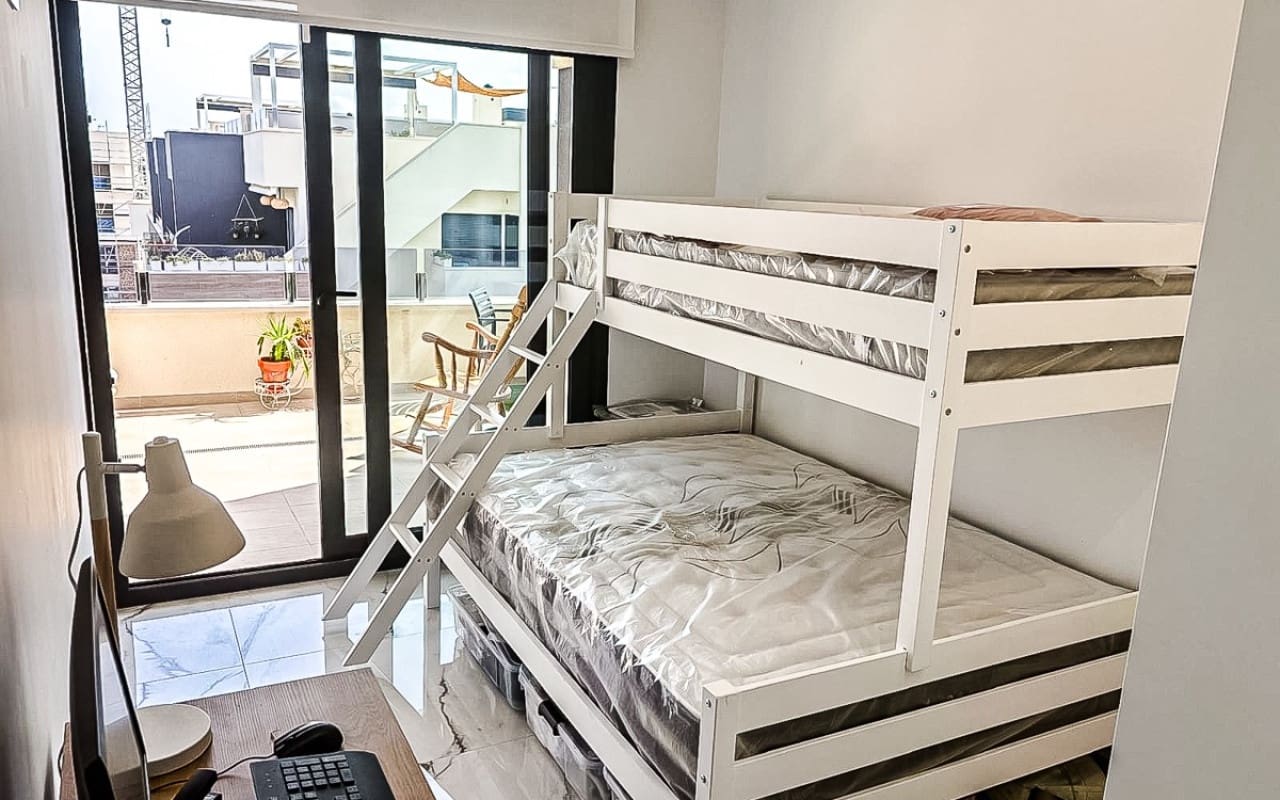 2 soverom Penthouse til salgs i Orihuela Costa med svømmebasseng - € 337 500 (Ref: 9626344)